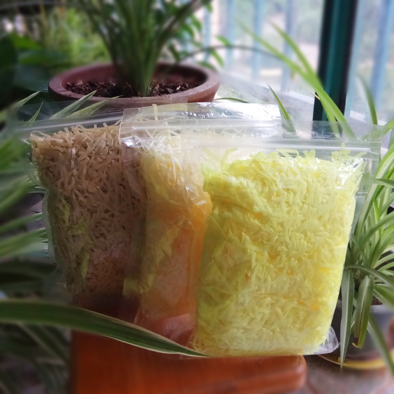 拉菲草填充物彩色碎纸丝纸条喜糖50克包装彩色填充纸,鲜花速递/花卉仿真/绿植园艺,花艺材料,淘宝优惠券,粉丝福利购,淘宝优惠卷