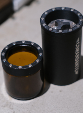 素止 3D打印手摇磨豆机Comandante C40磁吸粉杯改装套件