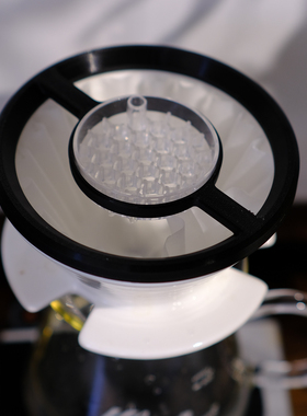 素止Suzhiworkshop April定制款melodrip花洒支架3d打印制造