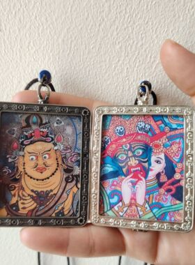 藏传纯铜做旧方形唐卡盒空盒外框随身吊坠藏银手绘唐卡画专用壳