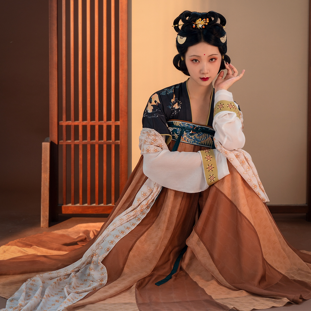 卿和【今漾】直领对襟齐胸襦裙16破交窬裙改良唐制天丝汉服女