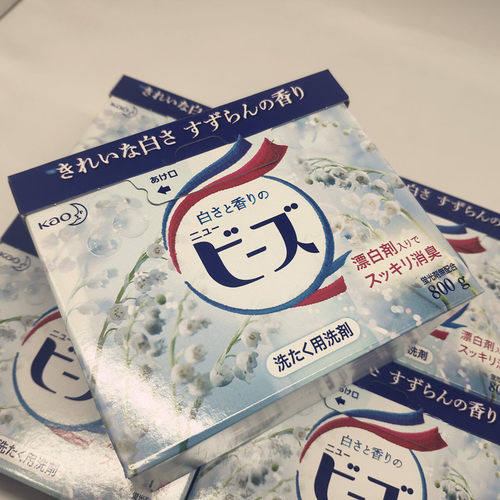 花王清馨洁白铃兰含柔顺剂洗衣粉