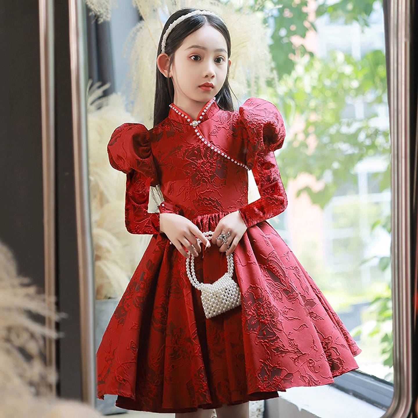 女童红色礼服公主钢琴生日