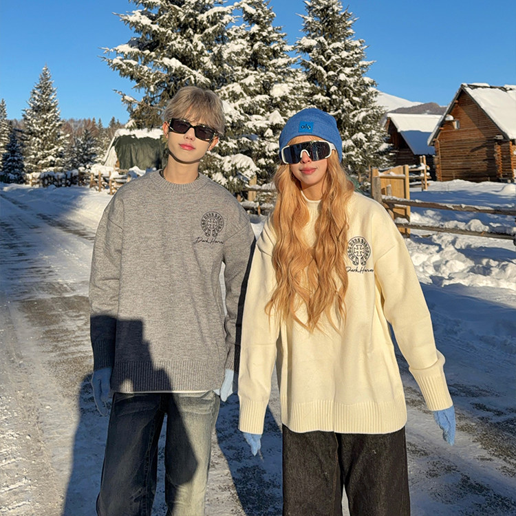 美式复古梵文字母宽松圆领针织衫