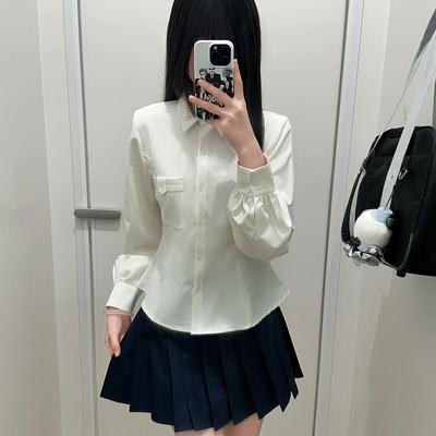 日系学院风长袖刺绣衬衫