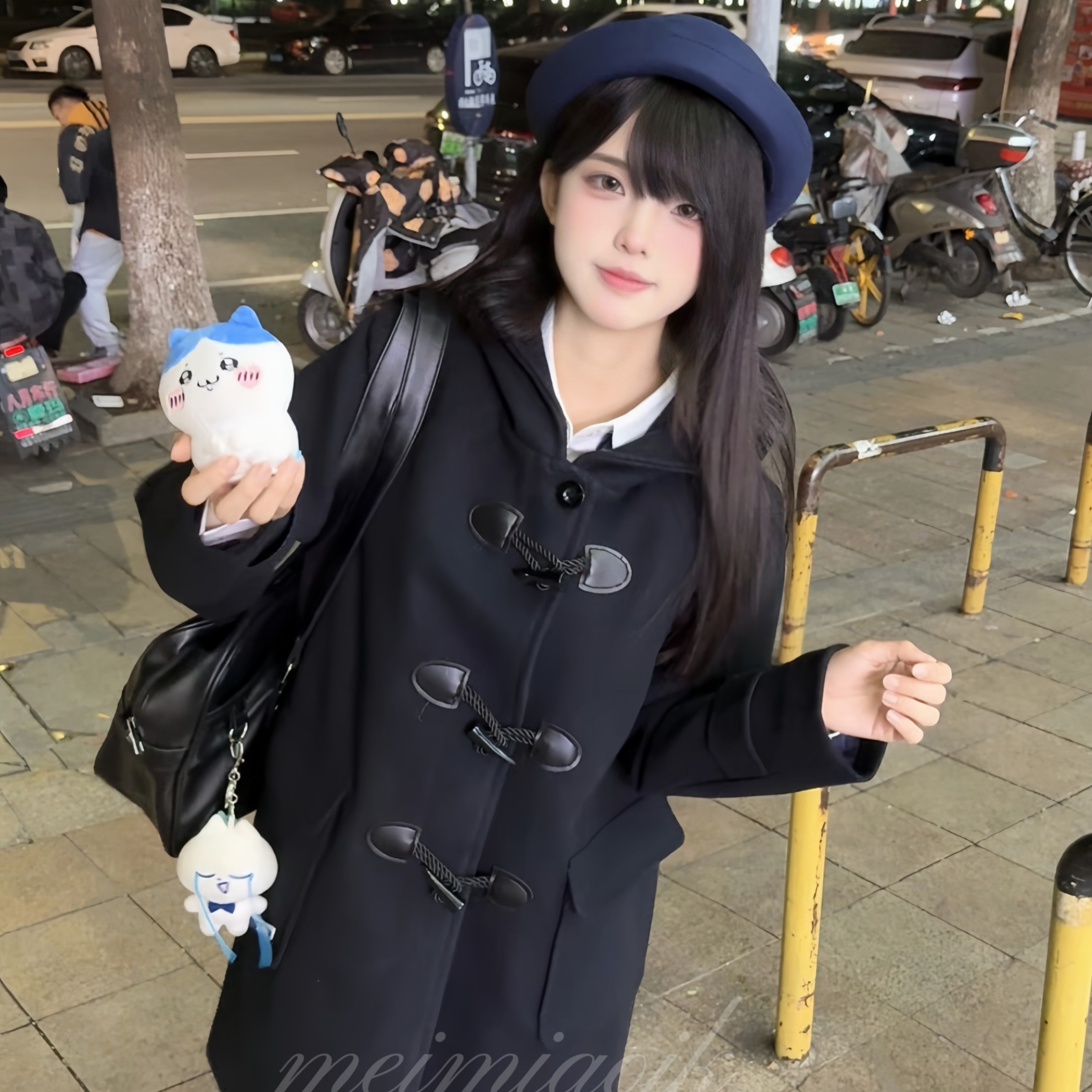 牛角扣原创设计毛呢大衣