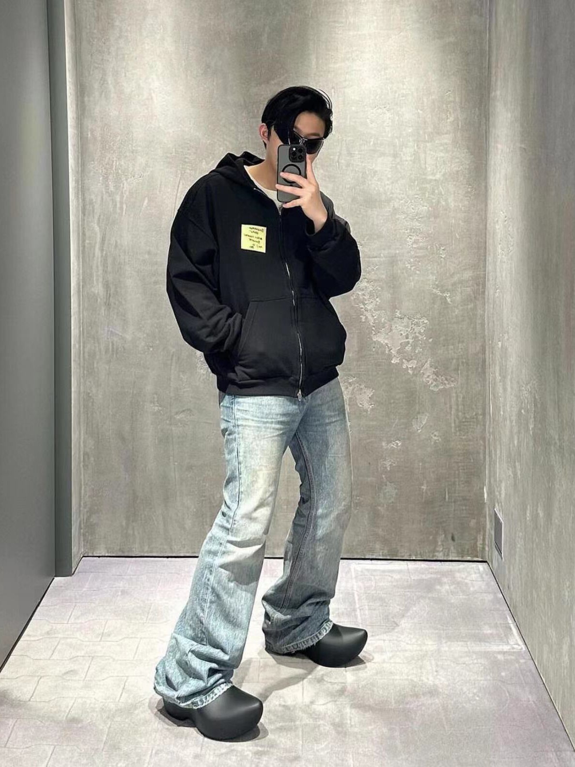 thumbnail for B's Paris Street Flared Vintage Video Tape Washed Blue Flared Jeans Dirtyfit Flared Pants