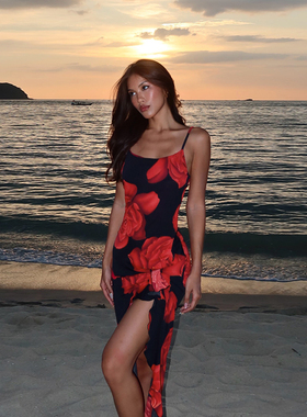 instunning 绝美度假风红色印花吊带连衣裙女2026夏季新款开叉裙