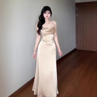 instunning绝美高级感吊带缎面裙子秋冬新款御姐风香槟色礼服裙子