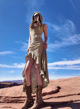 沙丘废土风穿搭辣妹针织连帽连衣裙女+袖套西北旅拍气质开叉长裙