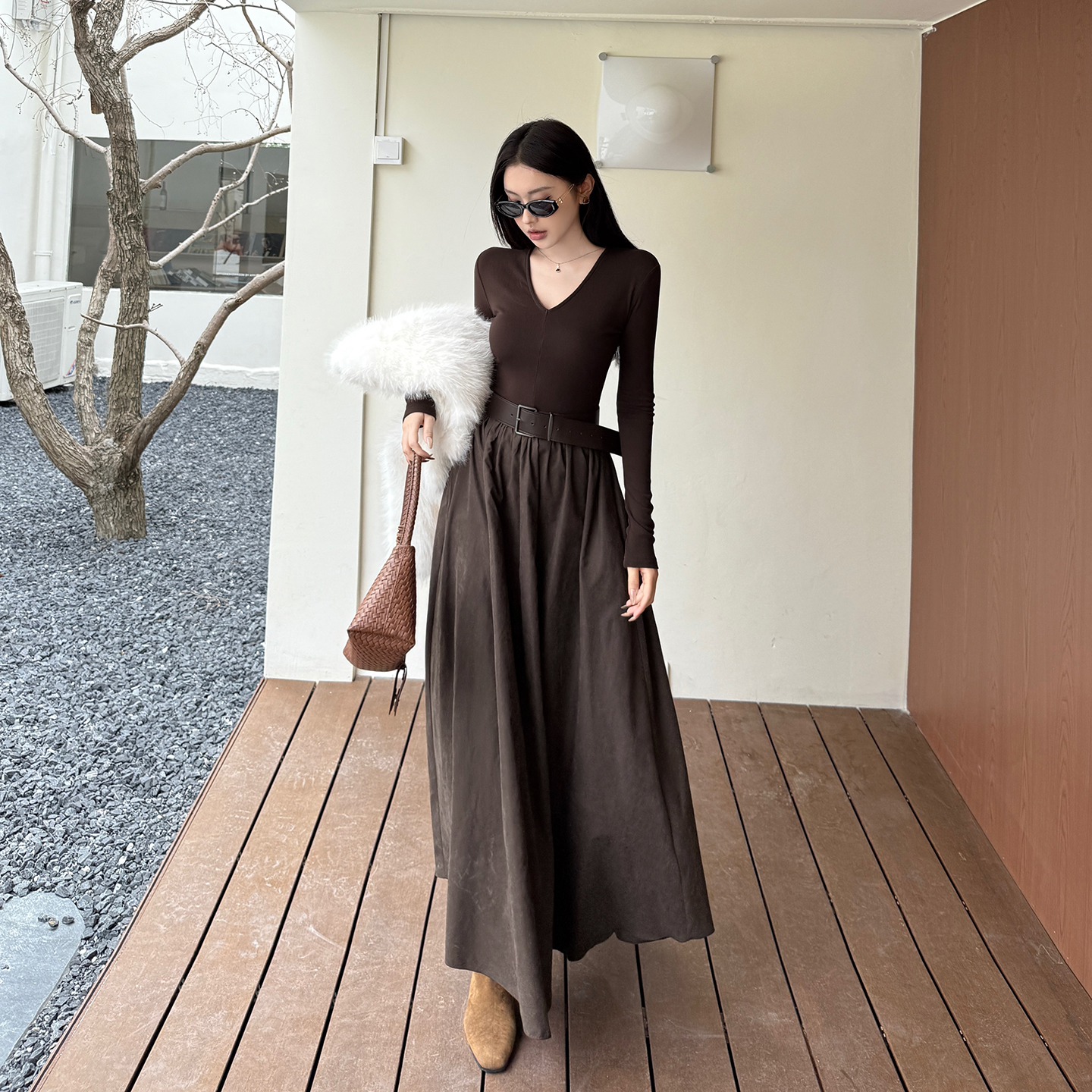 法式高级感v领长袖连衣裙女