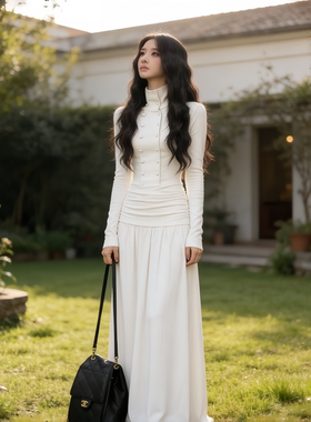 法式复古简约白色高领连衣裙女冬季收腰显瘦长裙设计感高腰包臀裙