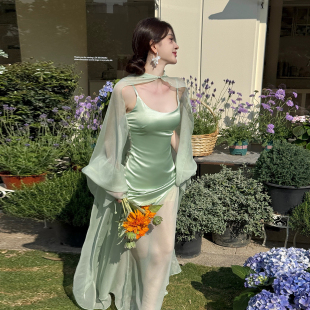 温柔风绿色吊带连衣裙女度假风气质修身 法式 两件套装 绿野仙踪