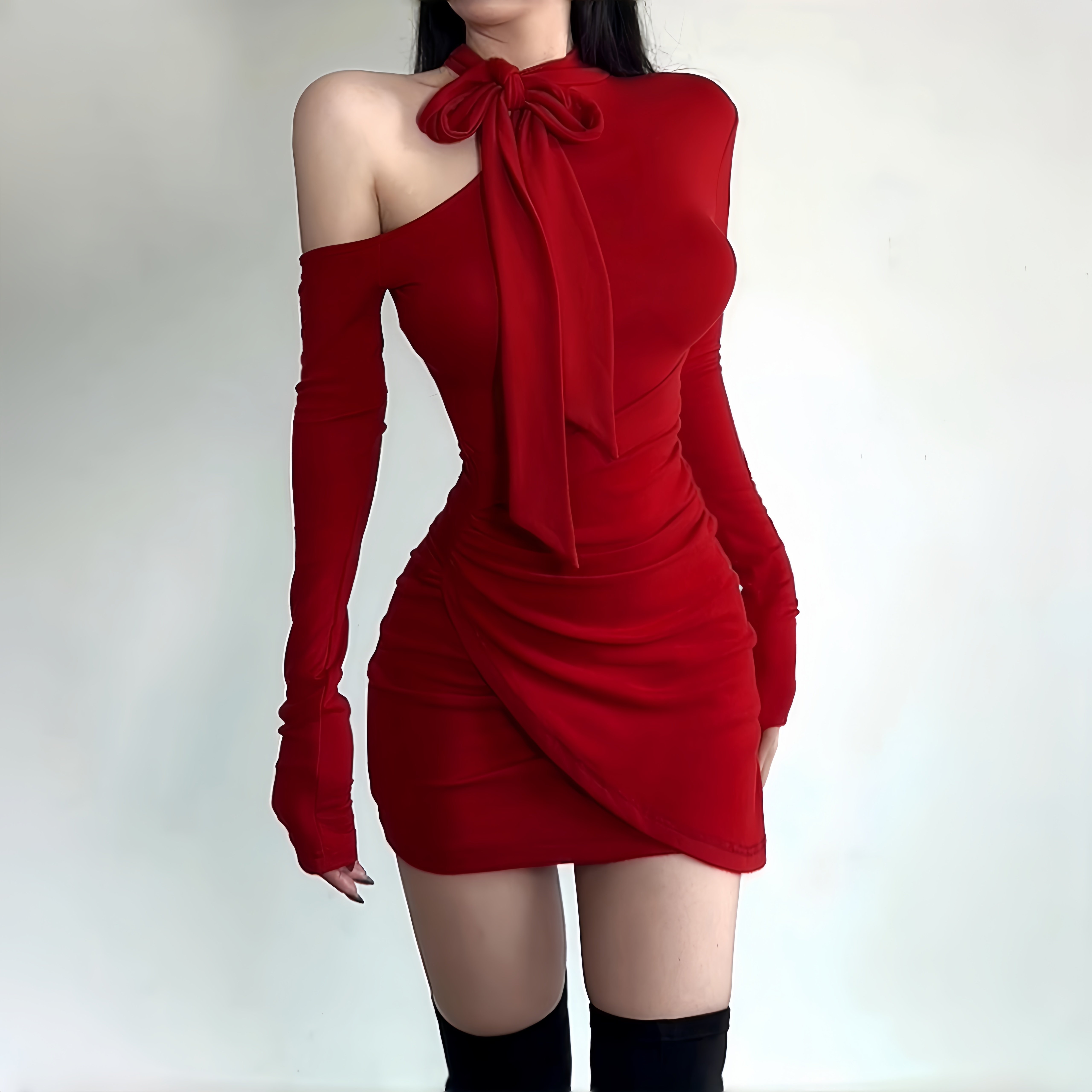 圣诞氛围斜肩显身材包臀短裙