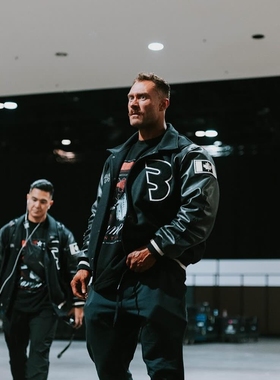 CBUM克里斯连帽防风保暖带帽扣运动健身简约古典运动卫衣