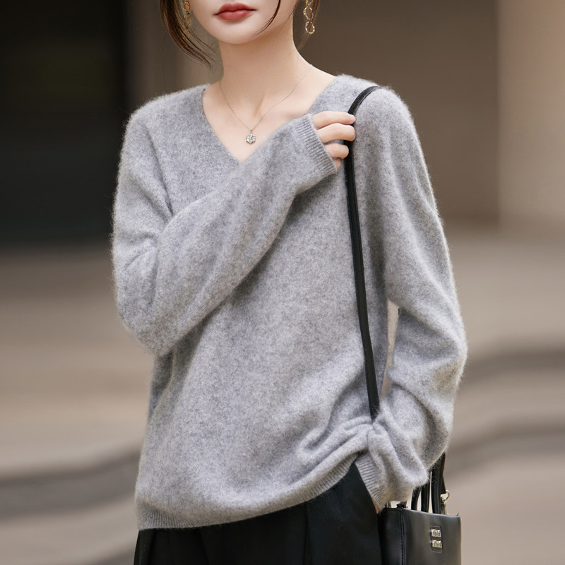 2025秋冬新款羊绒衫毛衣女薄款V领套头打底羊毛衫宽松针织上衣女,女装/女士精品,羊绒衫,淘宝优惠券,粉丝福利购,淘宝优惠卷