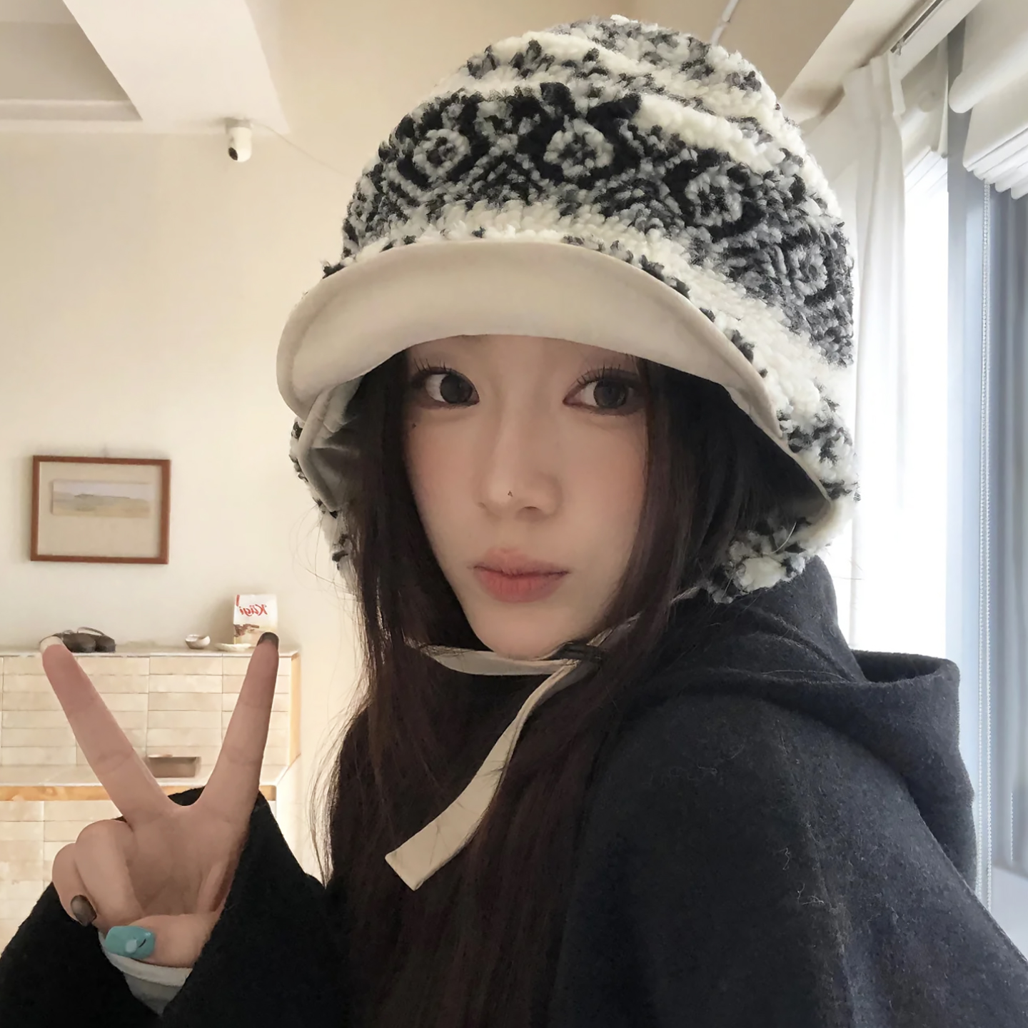 灵允雷锋帽出游休闲女冬网红同款