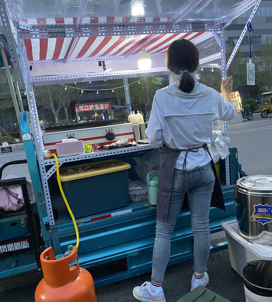 电动三轮车改装小吃架子烧烤油炸串凉皮卤味鸭煎饼烤肠臭豆腐架子