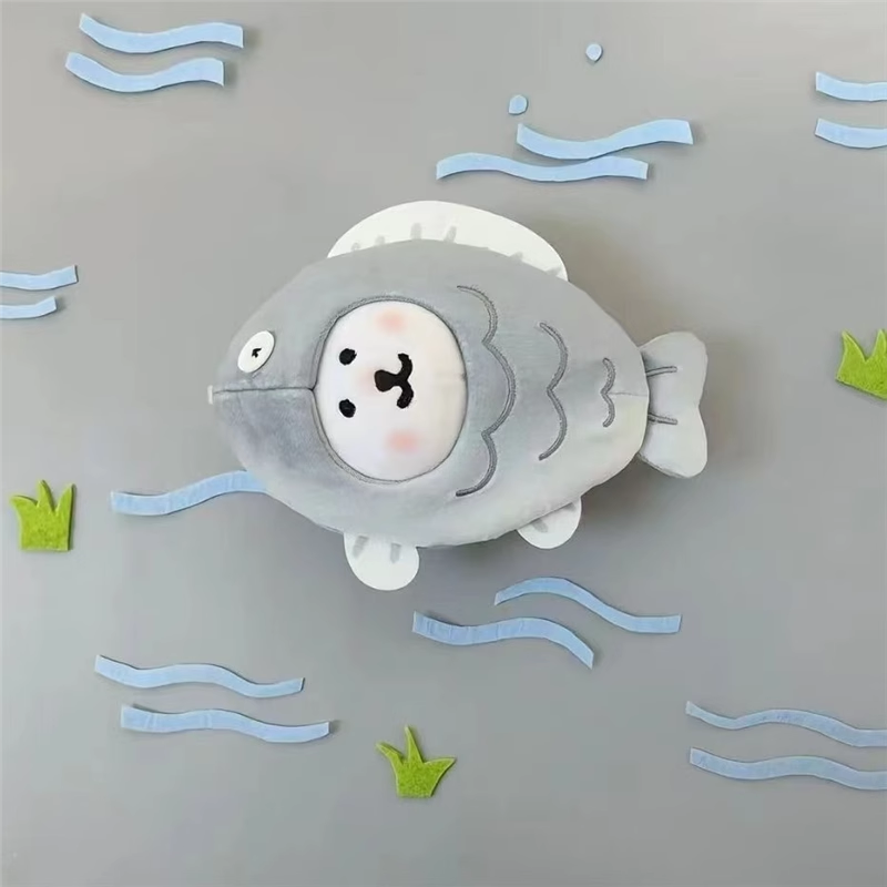 自嘲熊咸鱼毛绒挂件钥匙扣书包可爱卡通咸鱼
