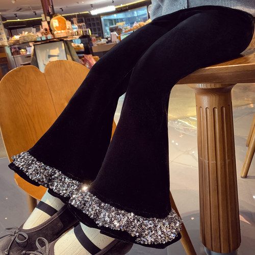 【摩登女郎】时髦感丝绒喇叭裤