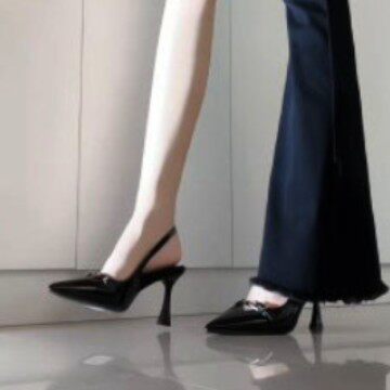 小众~优雅尖头细跟高跟鞋女黑色