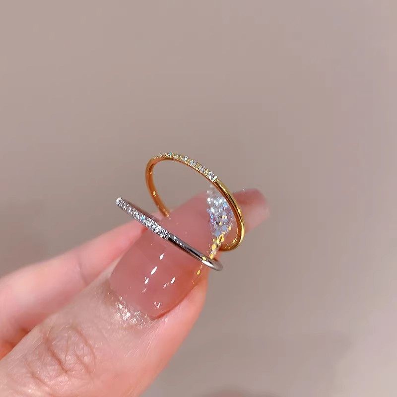 极细！8粒钻超闪半排钻戒指女轻奢高级感时尚叠戴不掉色素圈指环