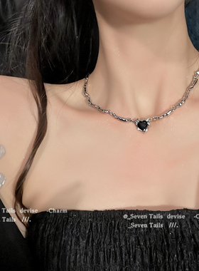 轻奢高级感甜酷锁骨链早春精致小众项链黑色卫衣毛衣爱心颈链嘻哈