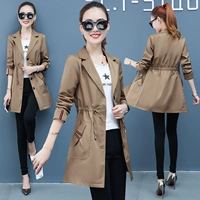 Áo gió nữ Waitmore mùa xuân và mùa thu mới 2019 đầu thu nhỏ người đàn ông áo dài khí chất - Trench Coat áo da nữ dáng dài