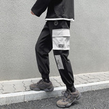 黑色