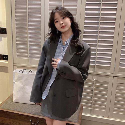 高级感气质休闲西装外套女