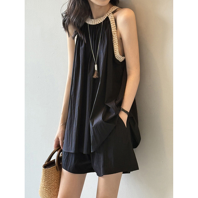 法式褶皱无袖背心小衫短裤两件套