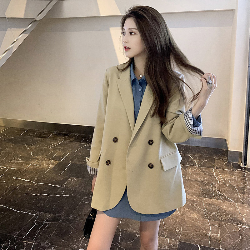 小个子西装外套女2025年新款高级感炸街气质双排扣休闲条纹小西服