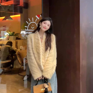 金叶貂温柔风羊羔毛短外套女仿貂毛毛大衣加厚环保皮草高级感冬季
