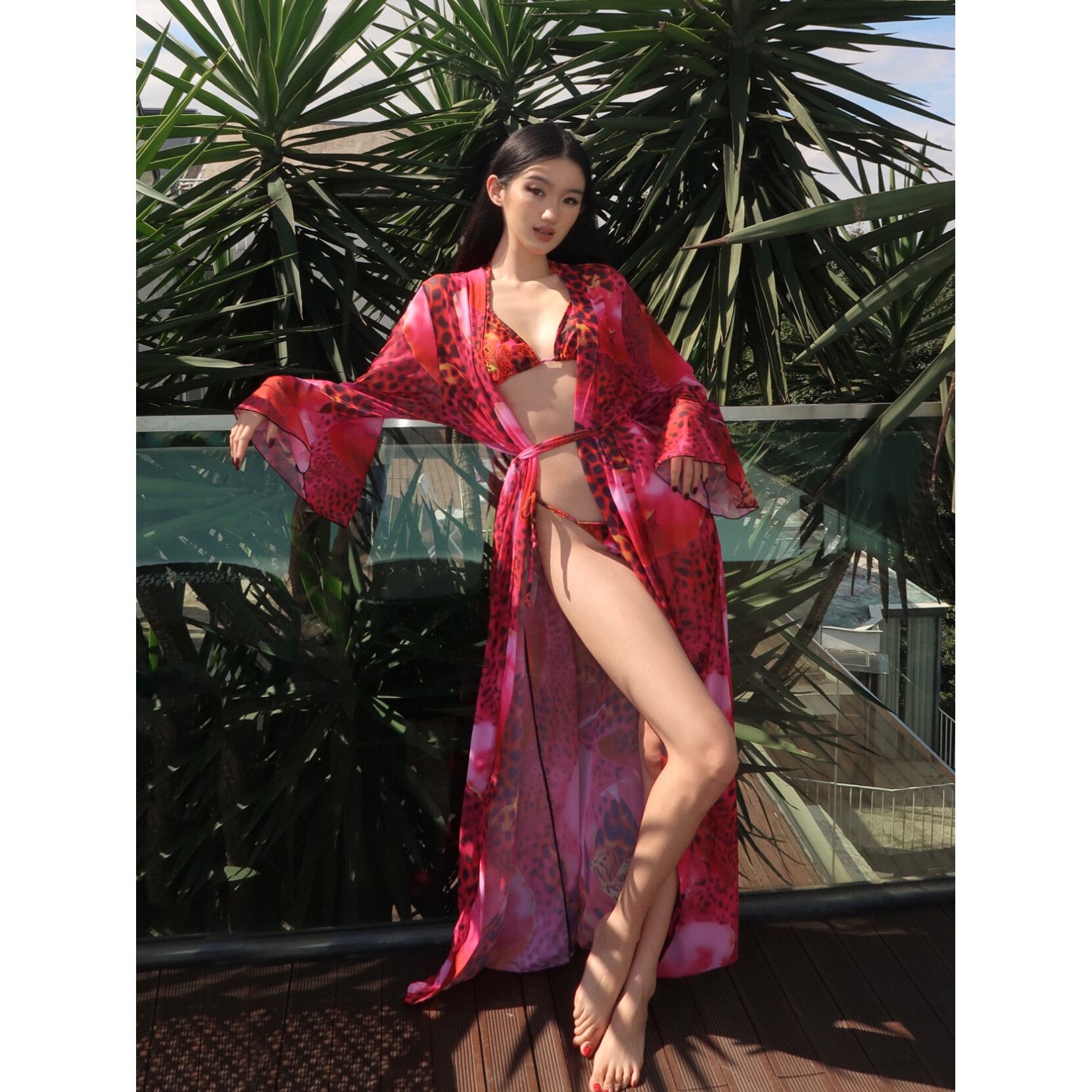 WHIMSY·粉红豹花朵印花性感度假风温泉比基尼浴袍罩衫三件套