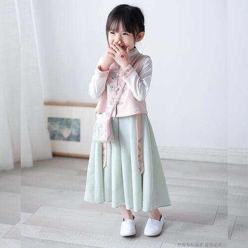 女童汉服宝宝唐装连衣裙套装2026秋款中国风中大童超仙古装两件套