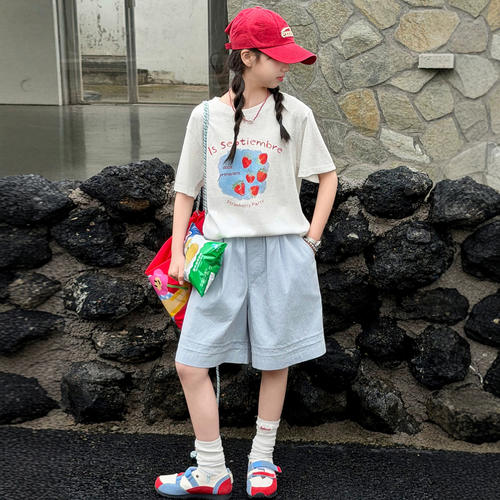 女童夏季短袖T恤套装2026新款儿童洋气时髦夏装女大童短裤两件套