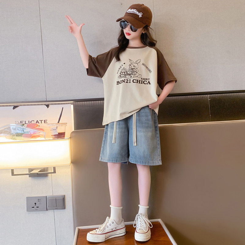女童夏装休闲舒适短袖套装2026新款小女孩洋气网红牛仔短裤两件套