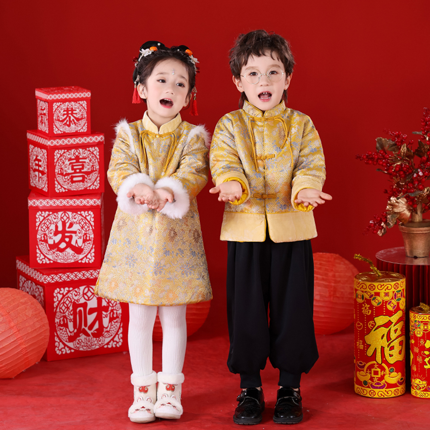 过年喜庆衣服幼儿园舞蹈表演服装