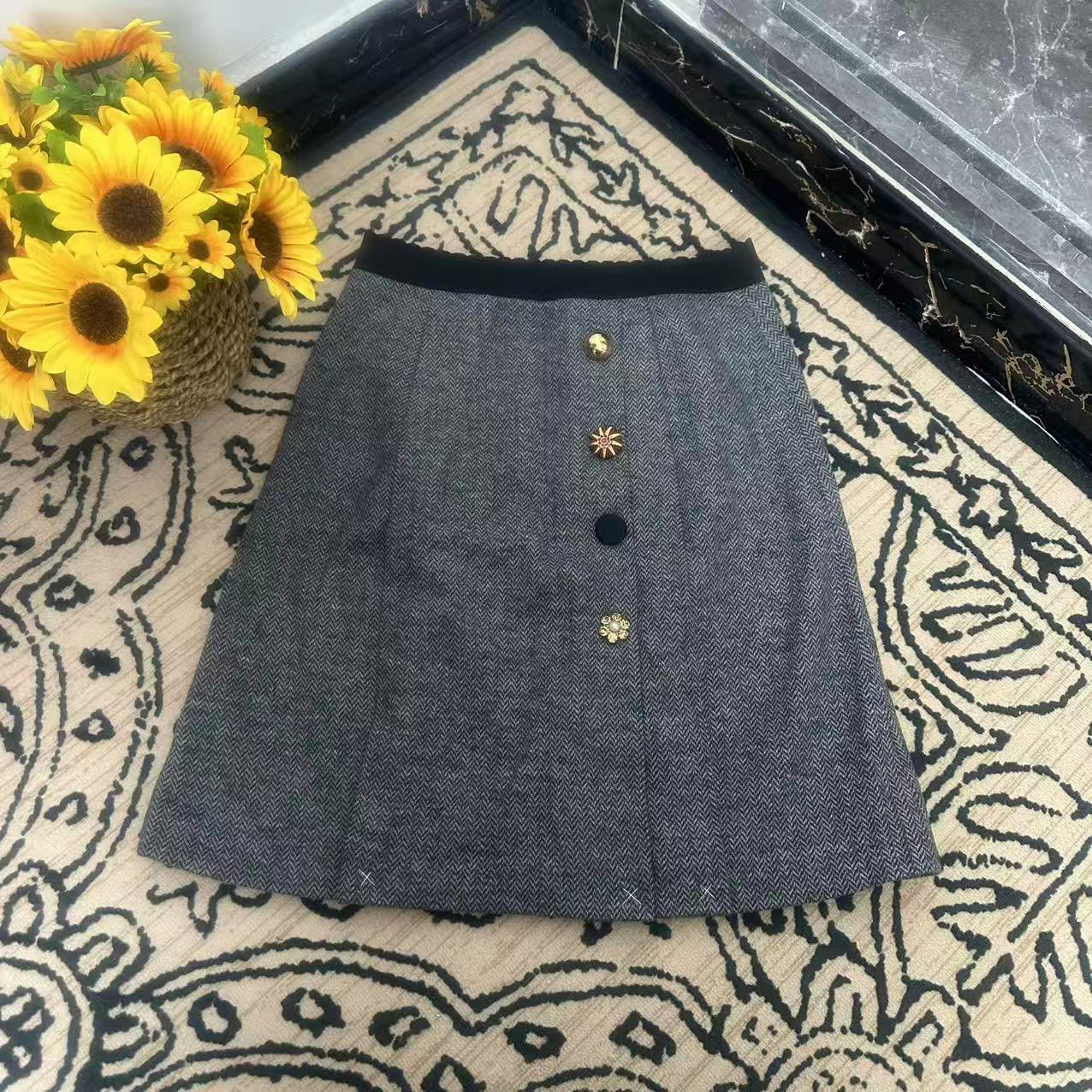 蘑菇英国代 DG 灰色人字纹针织半身裙 腰围70臀围96