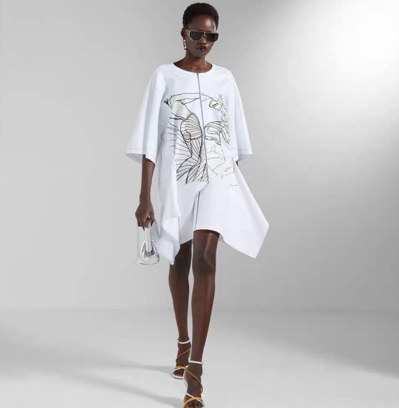 蘑菇英国代 经典白色刺绣图案衬衫连衣裙 M码胸围116