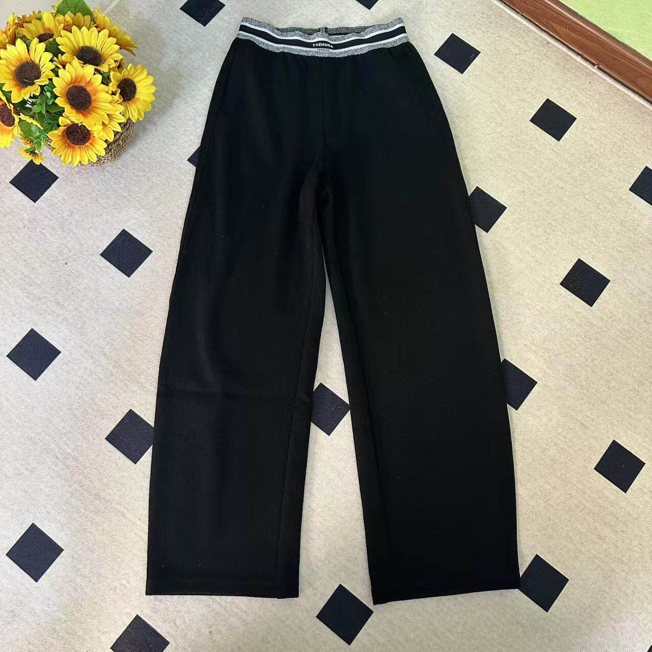 蘑菇英国代 TYZHURA 26秋冬  经典黑色松紧腰羊 绒休闲裤