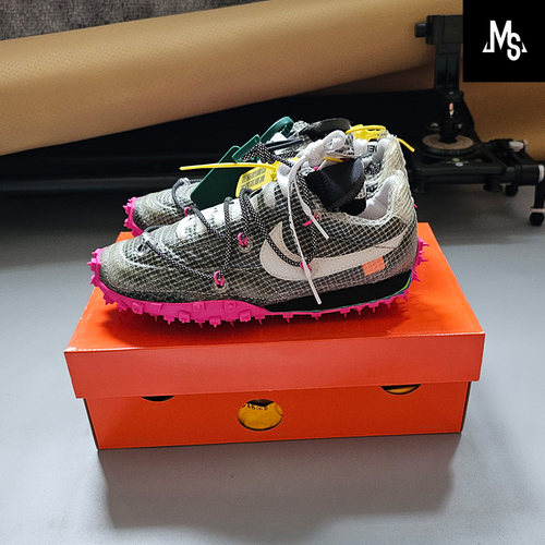 Nike女子OW联名钉子鞋