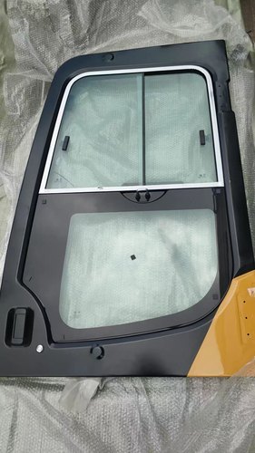 三一挖掘机配件 SY55 60 65 75 215-8215-9驾驶室车门总成  原厂