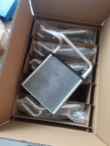 挖掘机配件三一暖气暖风水箱