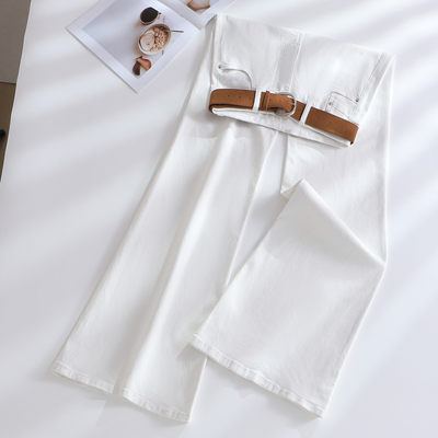 itCHOCOOLATE白色微喇牛仔裤女