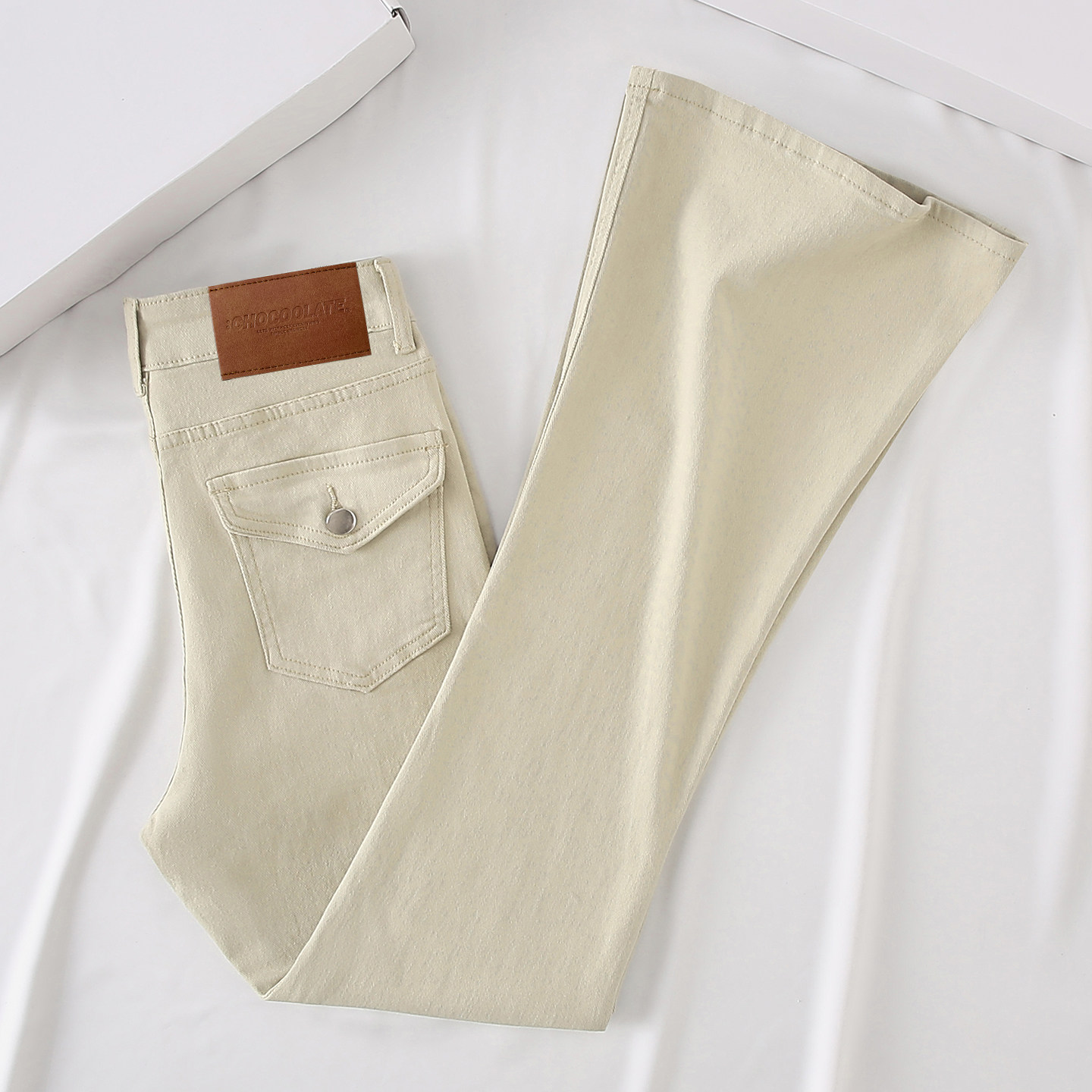 it :CHOCOOLATE复古紧身微喇叭牛仔裤女高腰修身显瘦弹力喇叭裤子