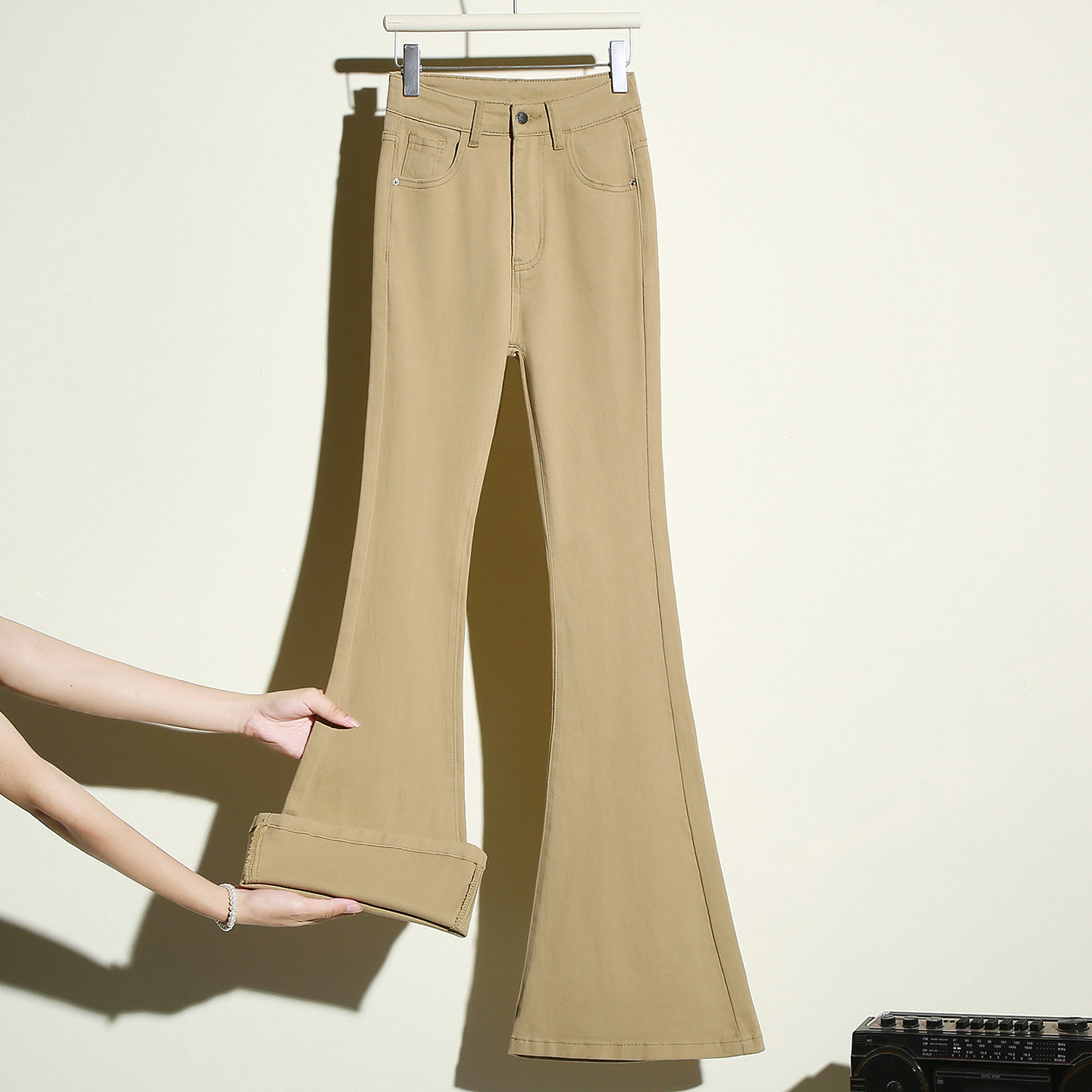 it :CHOCOOLATE卡其紧身微喇牛仔裤女高腰修身显瘦弹力拖地喇叭裤