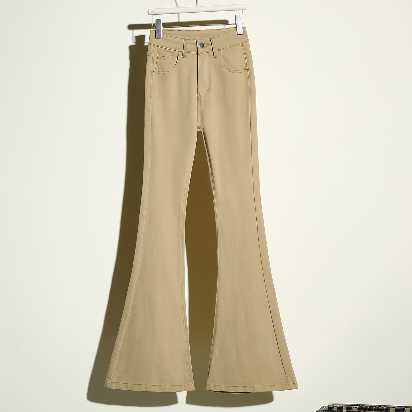 it :CHOCOOLATE 卡其色微喇牛仔裤女高腰修身显瘦紧身弹力喇叭裤