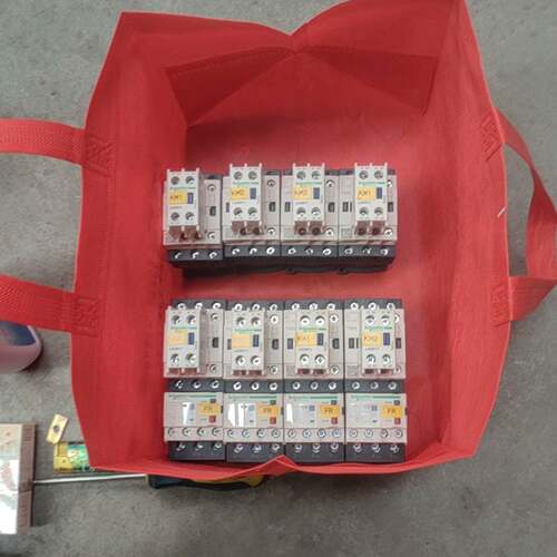 可议价LC1D09 BD 24V DC，四只带热继电器，