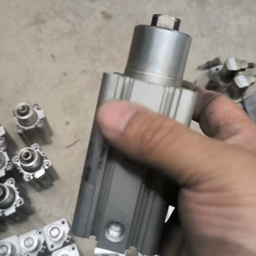 可维修正品旋转夹角气缸MKB32-10LZ(件)，有5个议价
